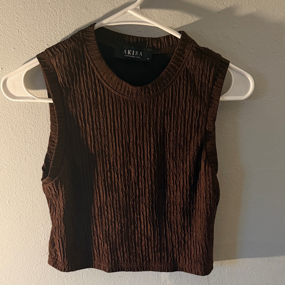 AKIRA Chocolate Textured Crop Top